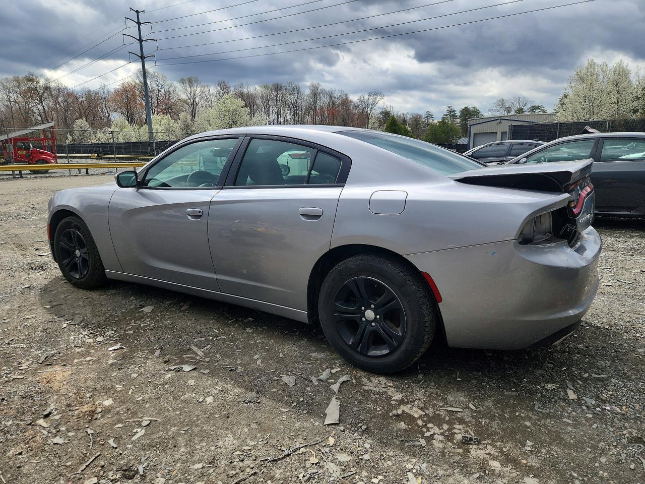 2016 Dodge Charger Se - zdjęcie 2