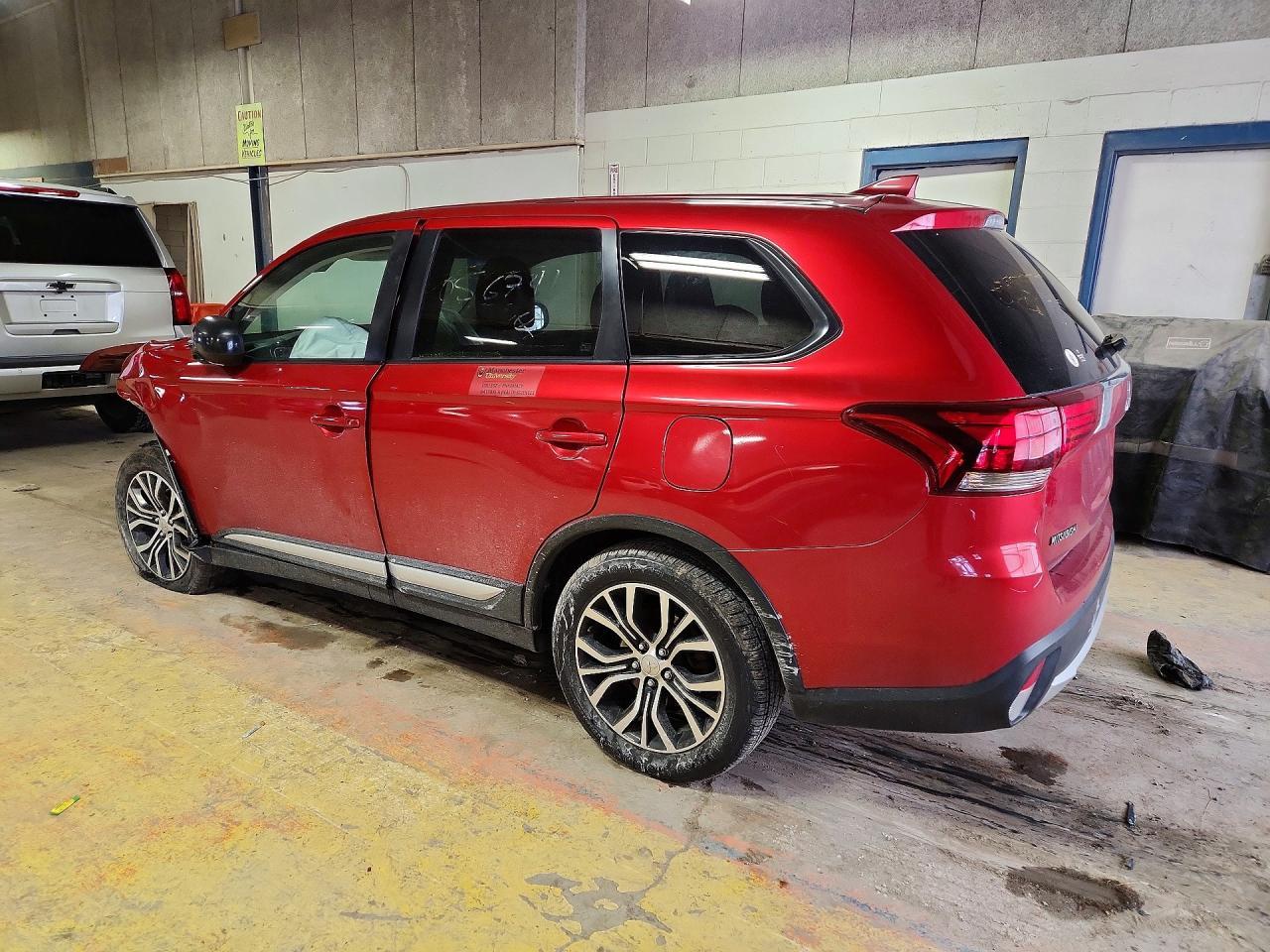 2018 Mitsubishi Outlander Se - zdjęcie 2