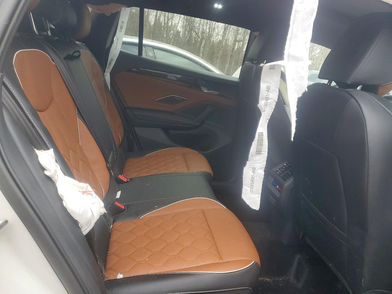 2026 Volkswagen Tiguan Sel R-Line Turbo - zdjęcie 11