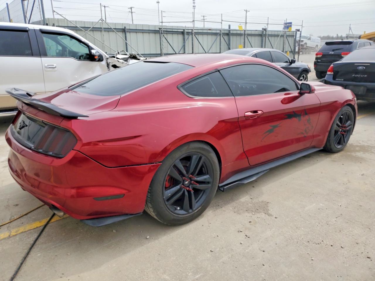 2016 Ford Mustang - zdjęcie 3