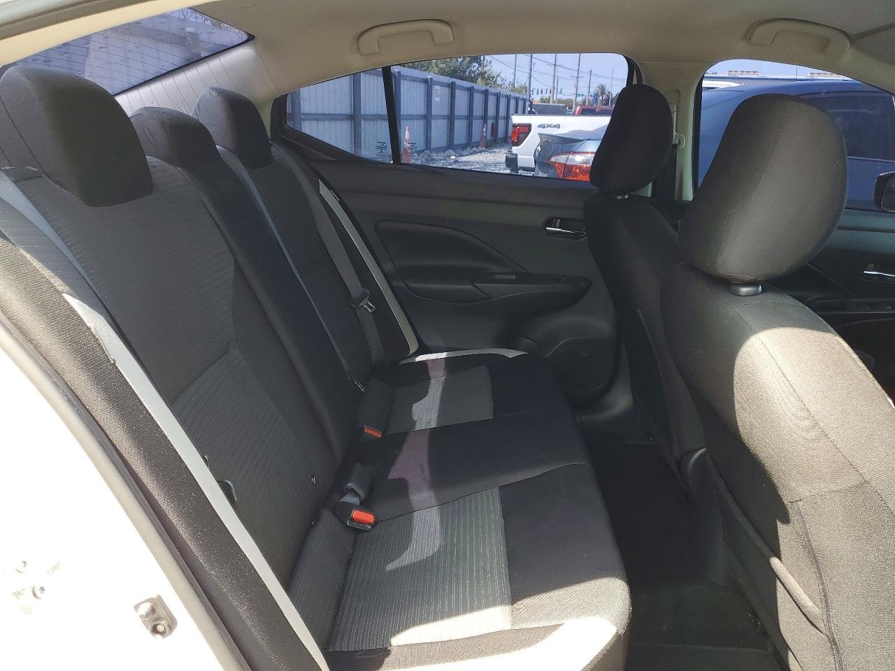 2020 Nissan Versa Sv - zdjęcie 10