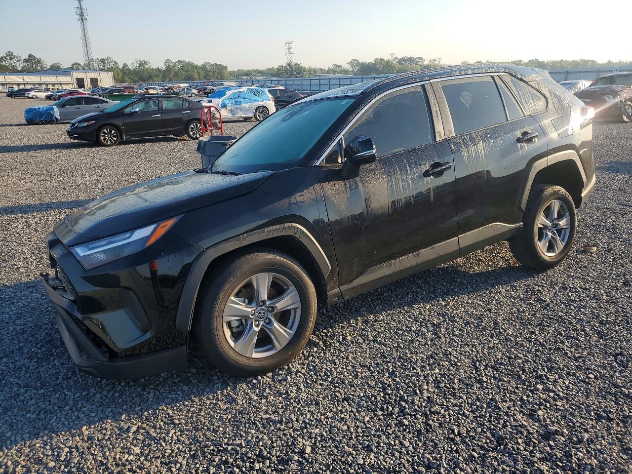 2025 Toyota Rav4 Xle - zdjęcie główne