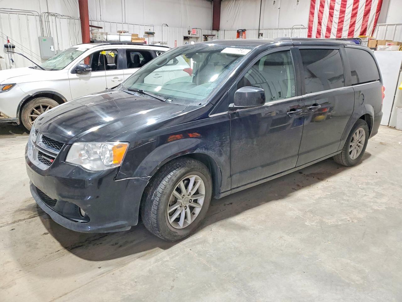 2019 Dodge Grand Caravan Sxt - zdjęcie główne