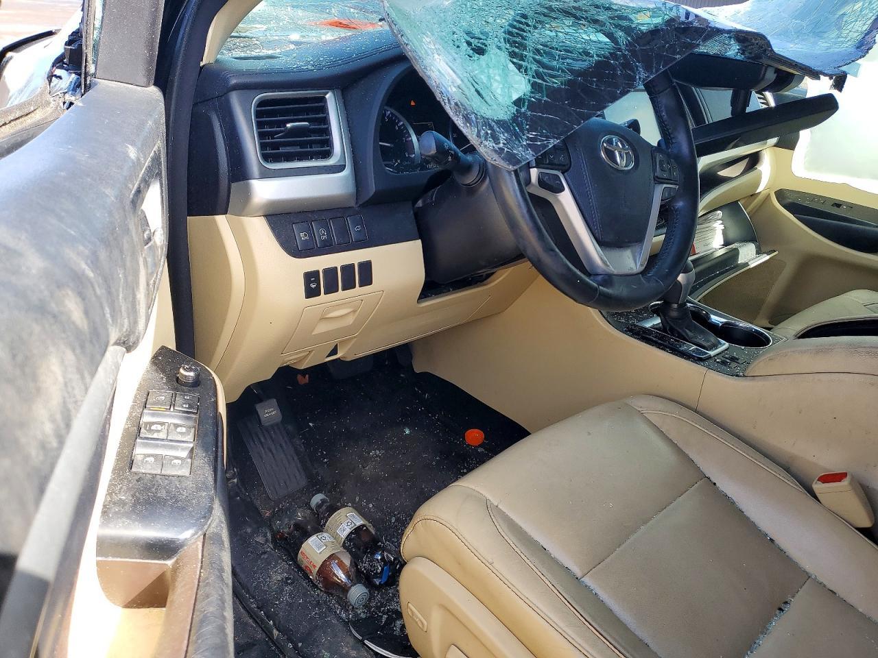 2017 Toyota Highlander Xle - zdjęcie 8