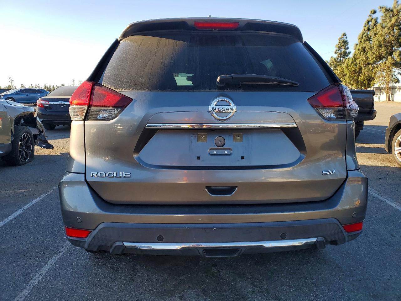 2019 Nissan Rogue Sv - zdjęcie 6