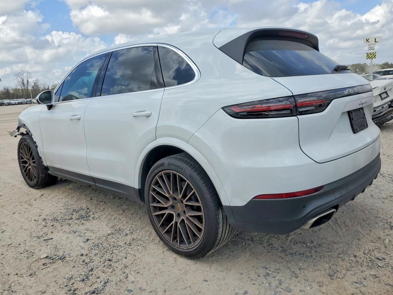 2023 Porsche Cayenne Base - zdjęcie 2