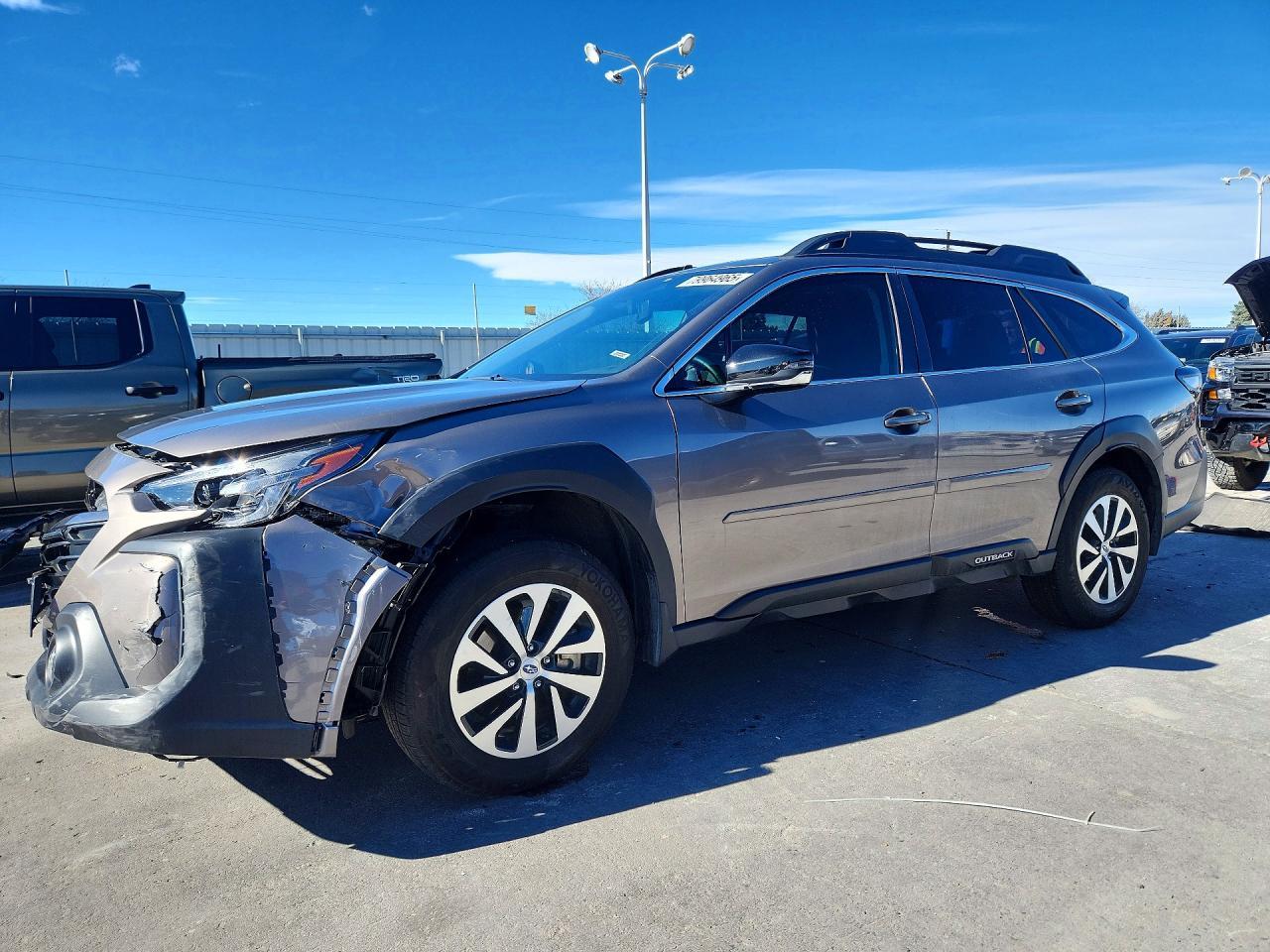 2023 Subaru Outback Premium - zdjęcie główne