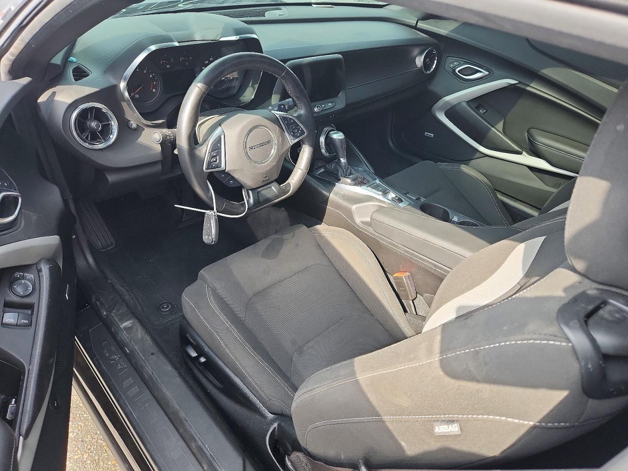 2021 Chevrolet Camaro Ls - zdjęcie 8