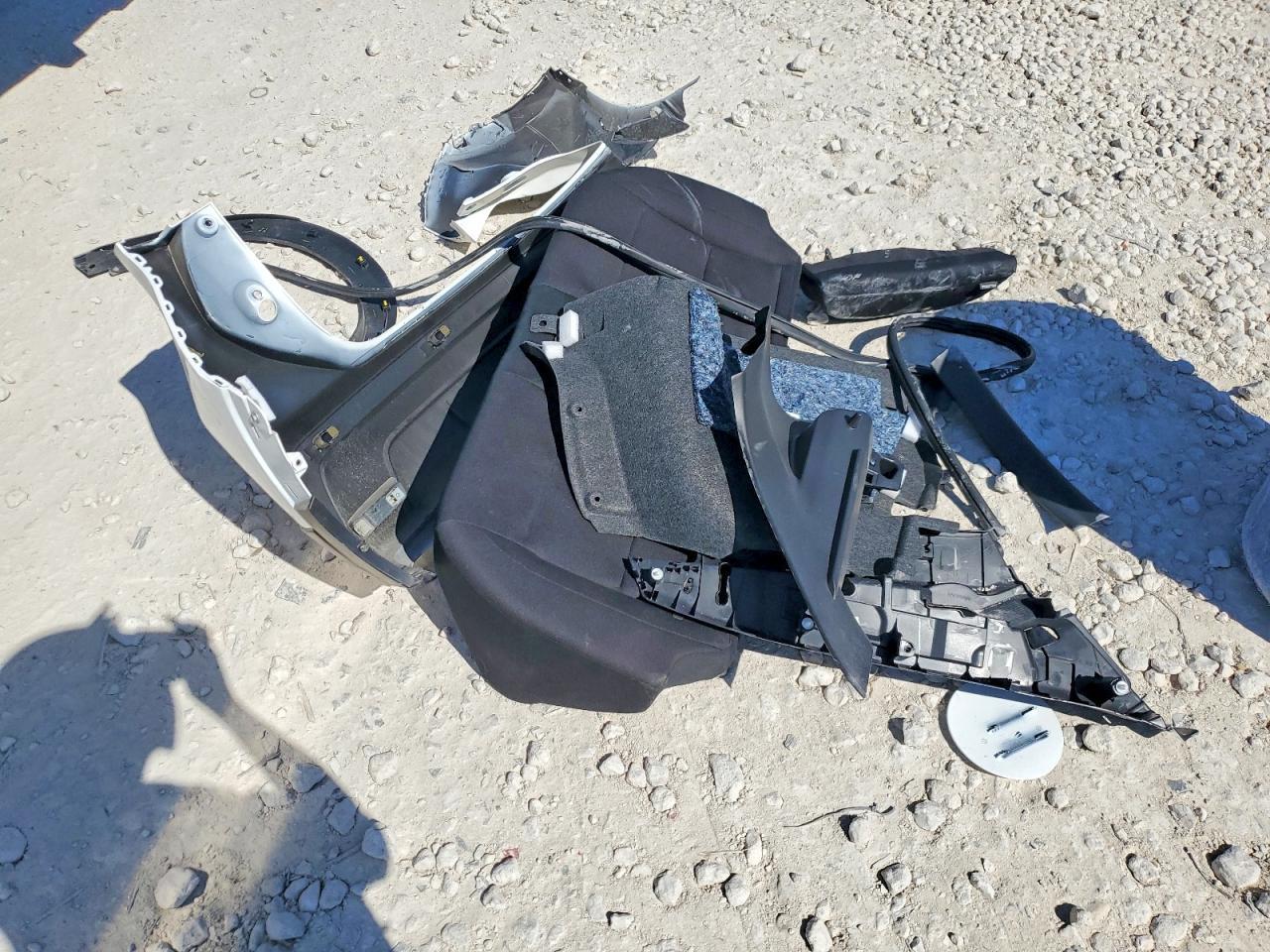 2025 Nissan Kicks Play S - zdjęcie 13