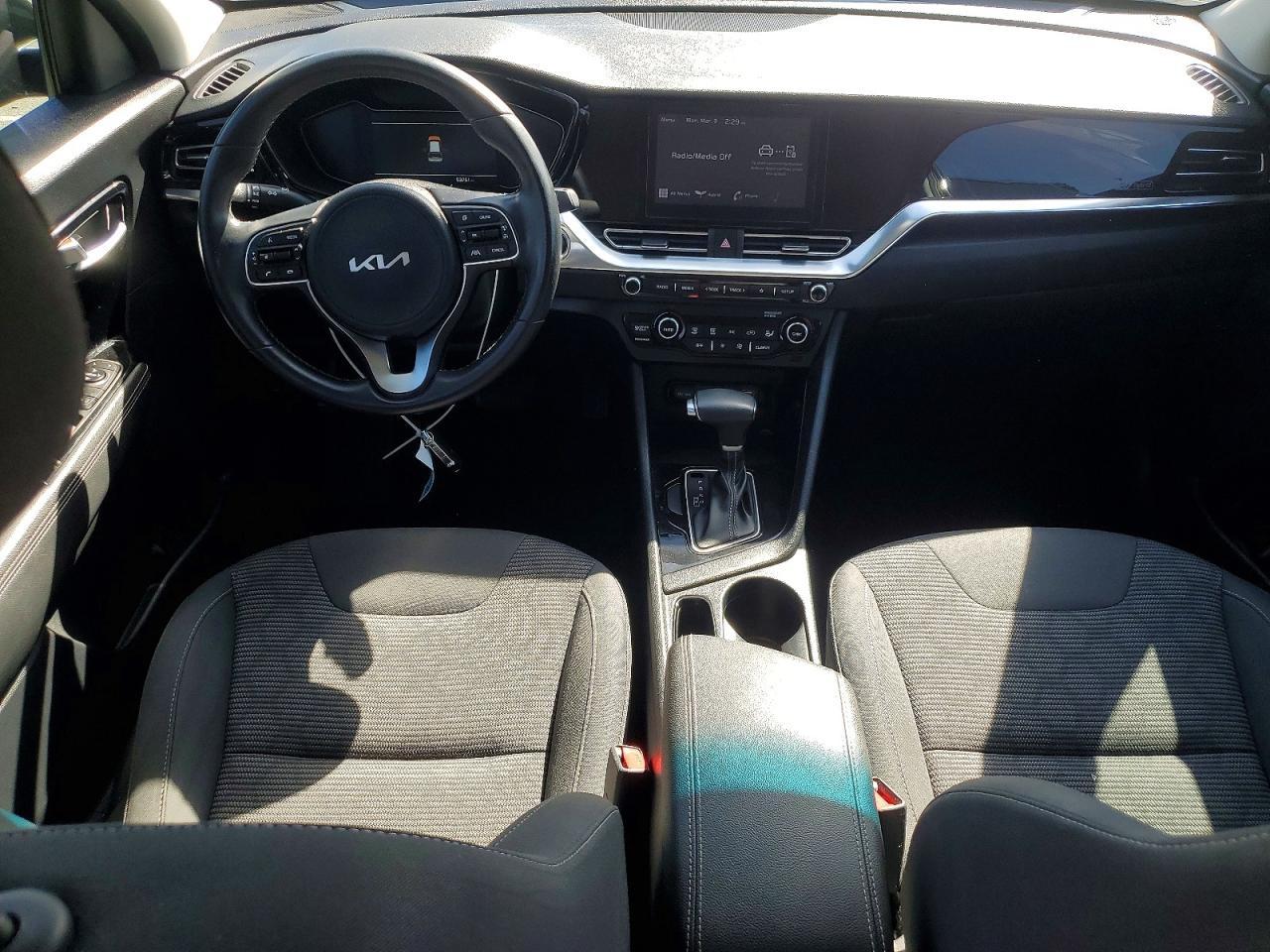 2022 Kia Niro Lxs - zdjęcie 8