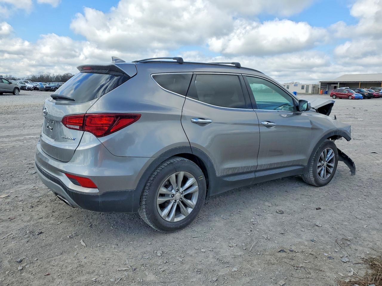 2018 Hyundai Santa Fe Sport 2.0T - zdjęcie 3