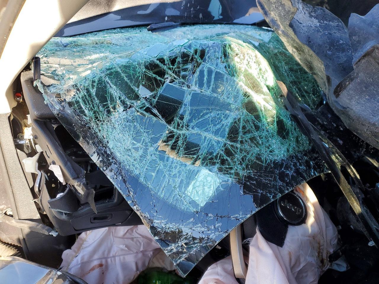 2016 Jeep Cherokee Latitude - zdjęcie 9