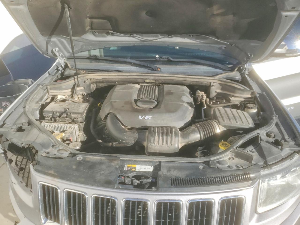 2014 Jeep Grand Cherokee Limited - zdjęcie 11