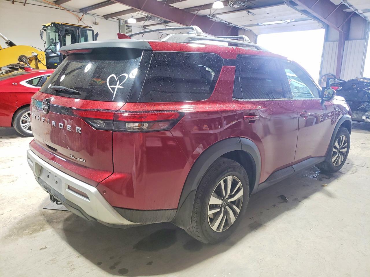 2022 Nissan Pathfinder Sl - zdjęcie 3