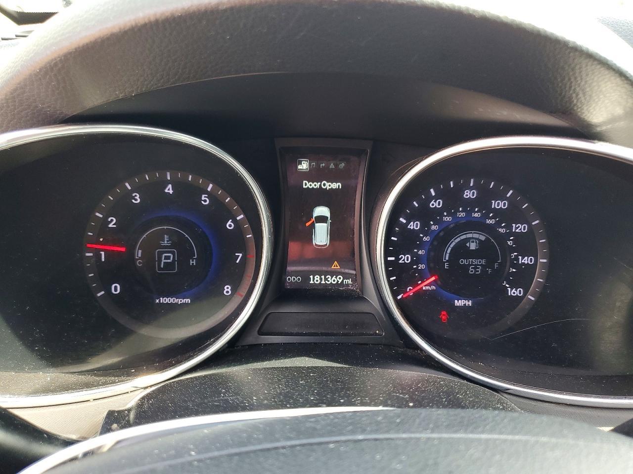 2016 Hyundai Santa Fe Sport 2.4L - zdjęcie 9