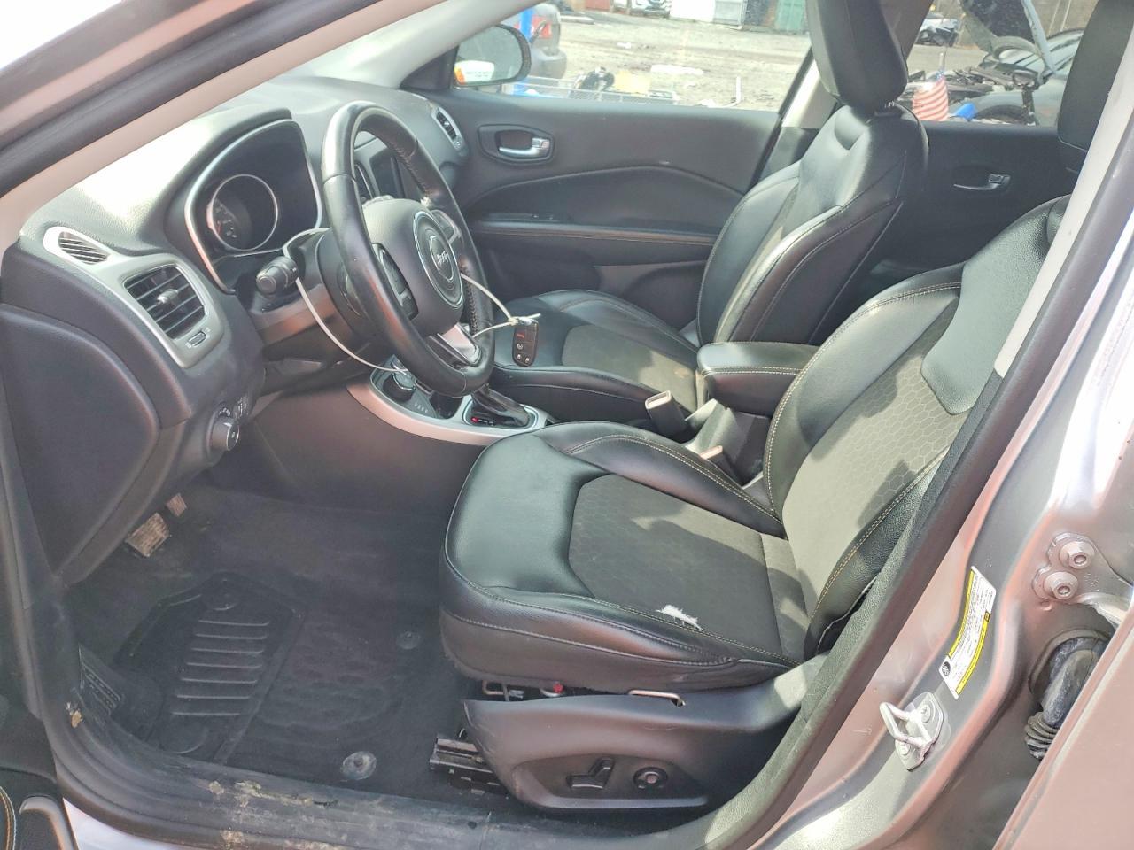 2018 Jeep Compass Latitude - zdjęcie 7