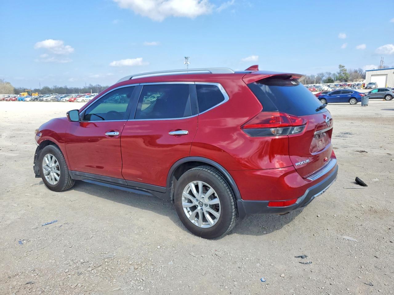2018 Nissan Rogue Sv - zdjęcie 2