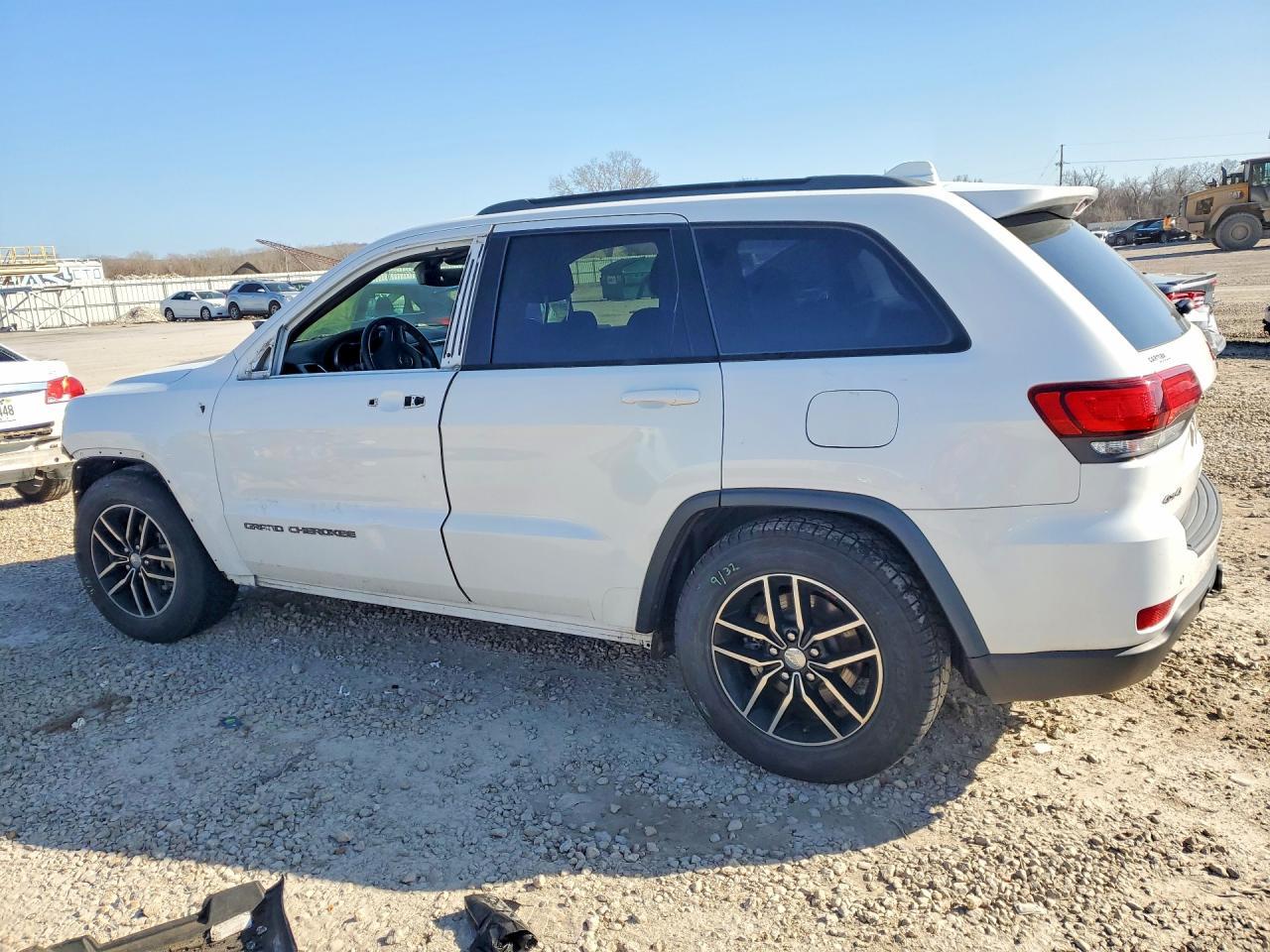 2018 Jeep Grand Cherokee Trailhawk - zdjęcie 2