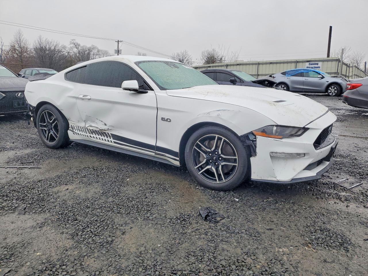 2023 Ford Mustang Gt - zdjęcie 4