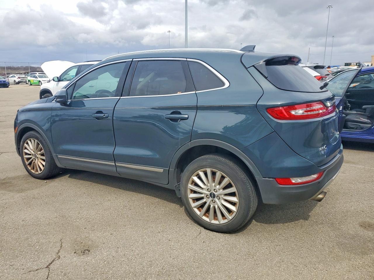 2019 Lincoln Townhouse Mkc - zdjęcie 2