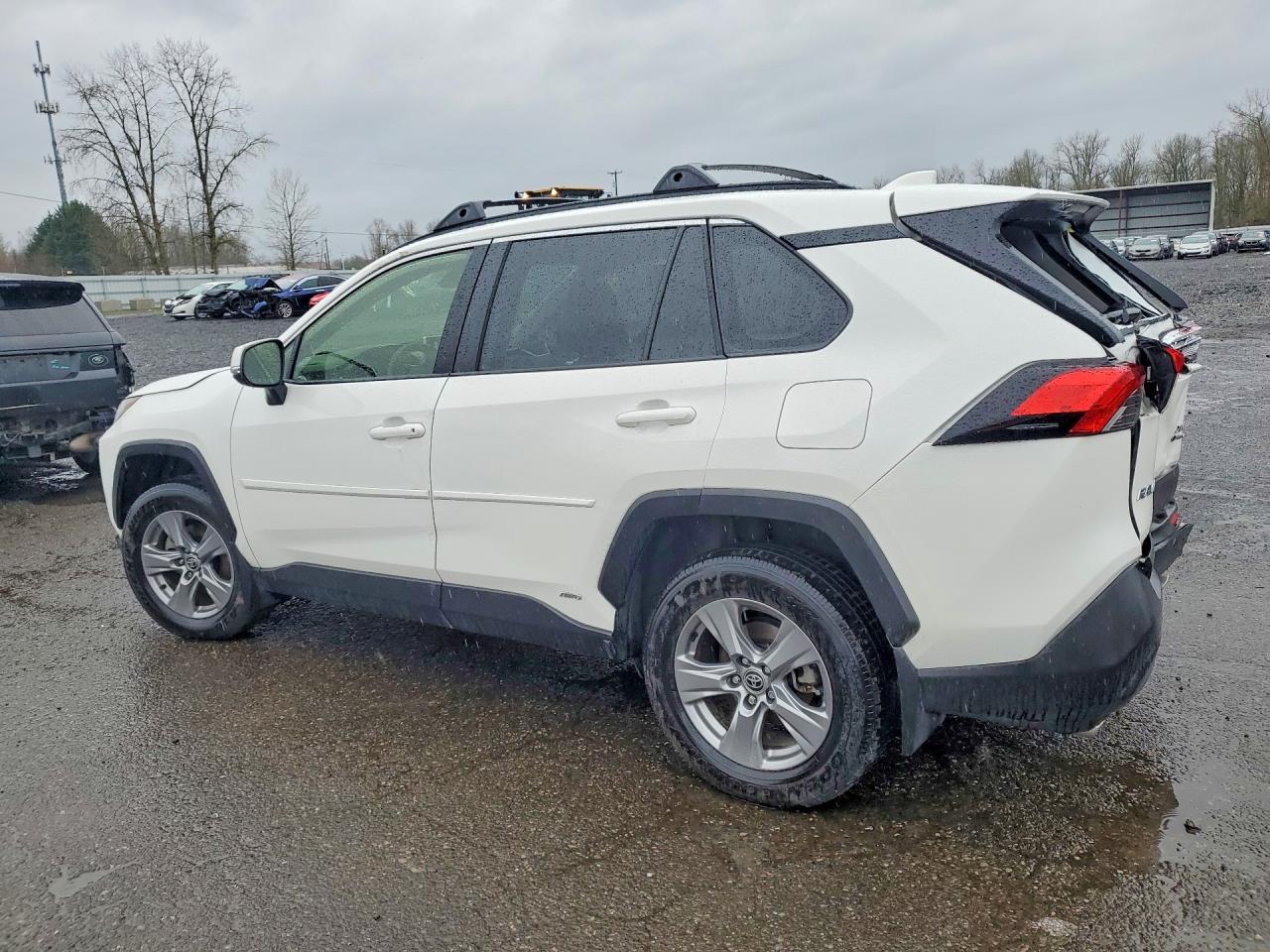 2025 Toyota Rav4 Hybrid Xle - zdjęcie 2