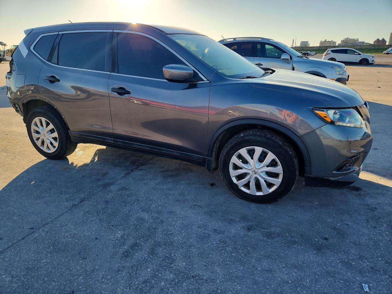 2016 Nissan Rogue S - zdjęcie 4