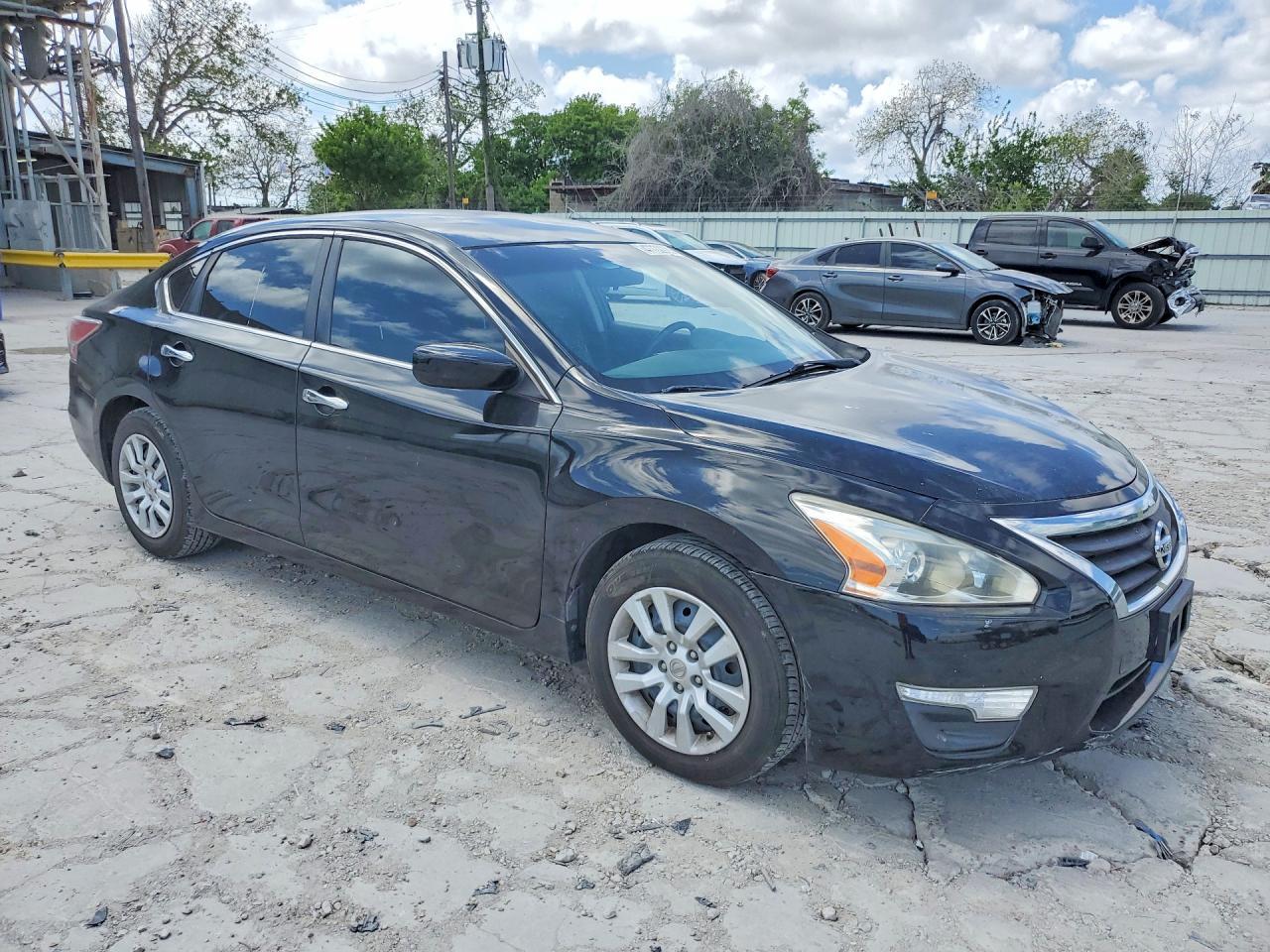 2015 Nissan Altima 2.5 S - zdjęcie 4