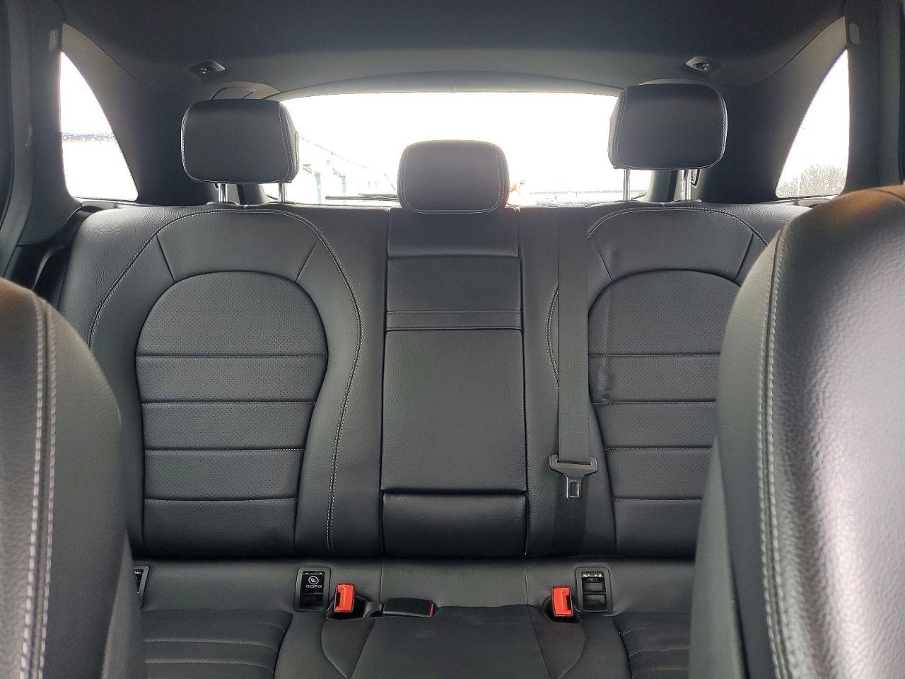 2022 Mercedes-Benz Glc 300 - zdjęcie 10