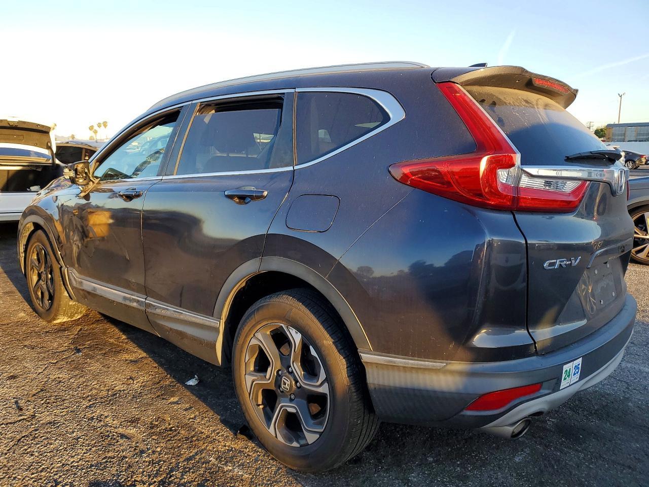 2019 Honda Cr-V Touring - zdjęcie 2