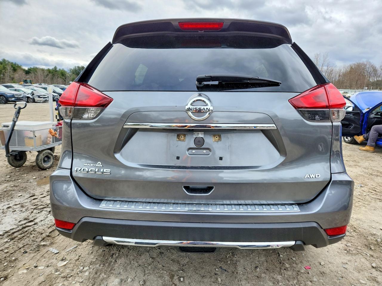 2017 Nissan Rogue S - zdjęcie 6