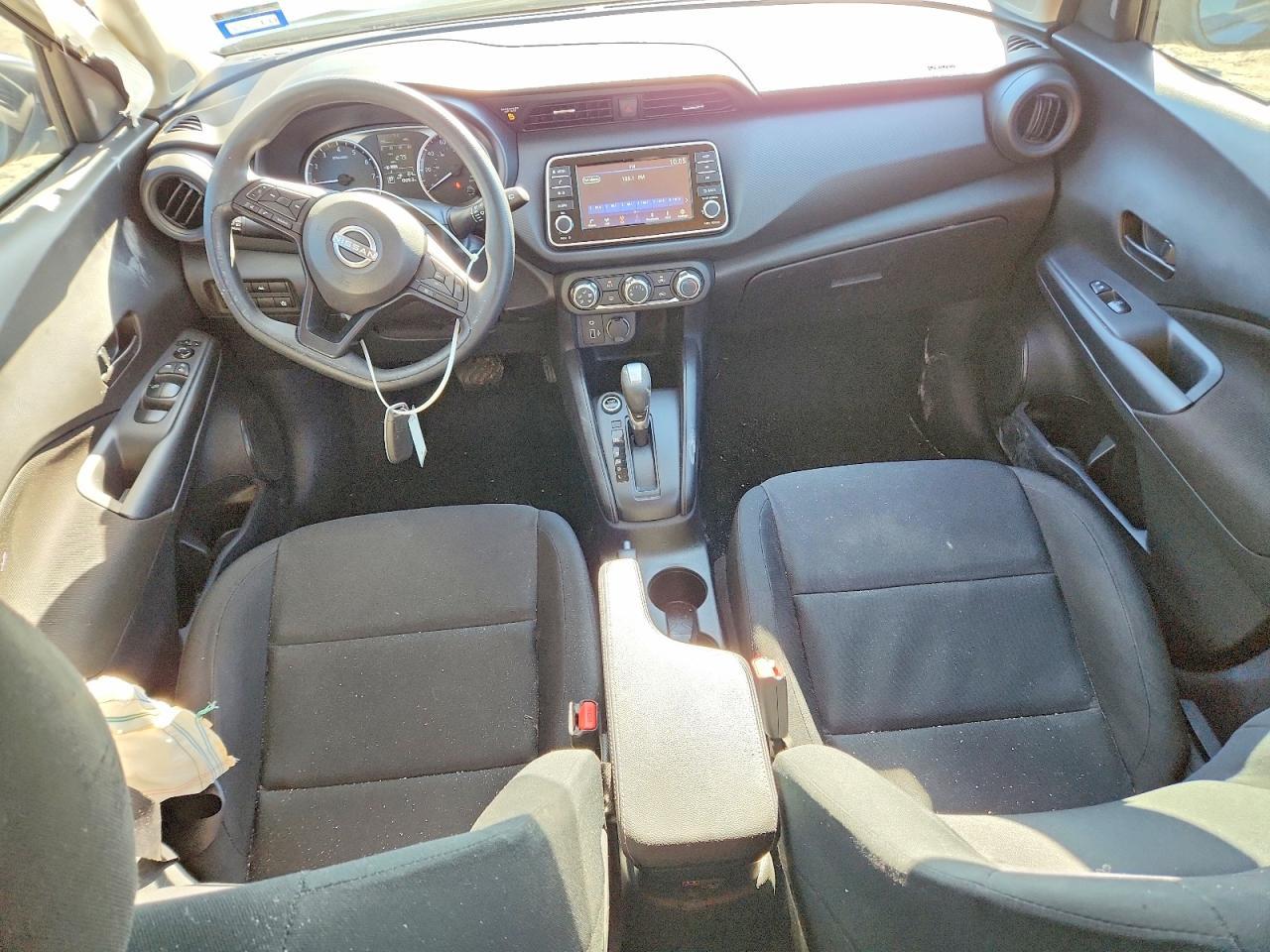 2024 Nissan Kicks S - zdjęcie 8