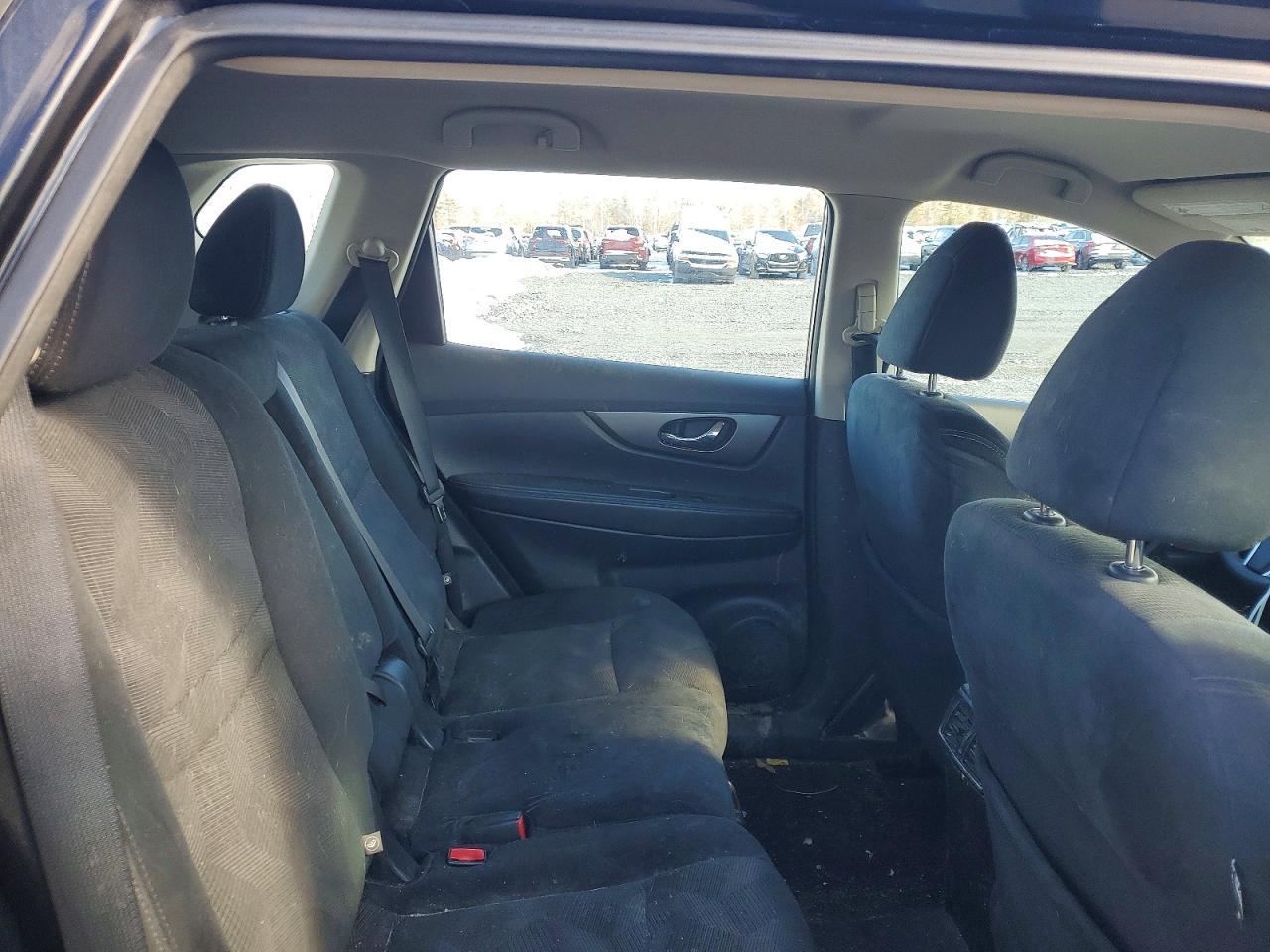 2016 Nissan Rogue S - zdjęcie 11