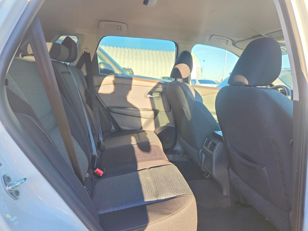 2023 Nissan Rogue Sv - zdjęcie 11