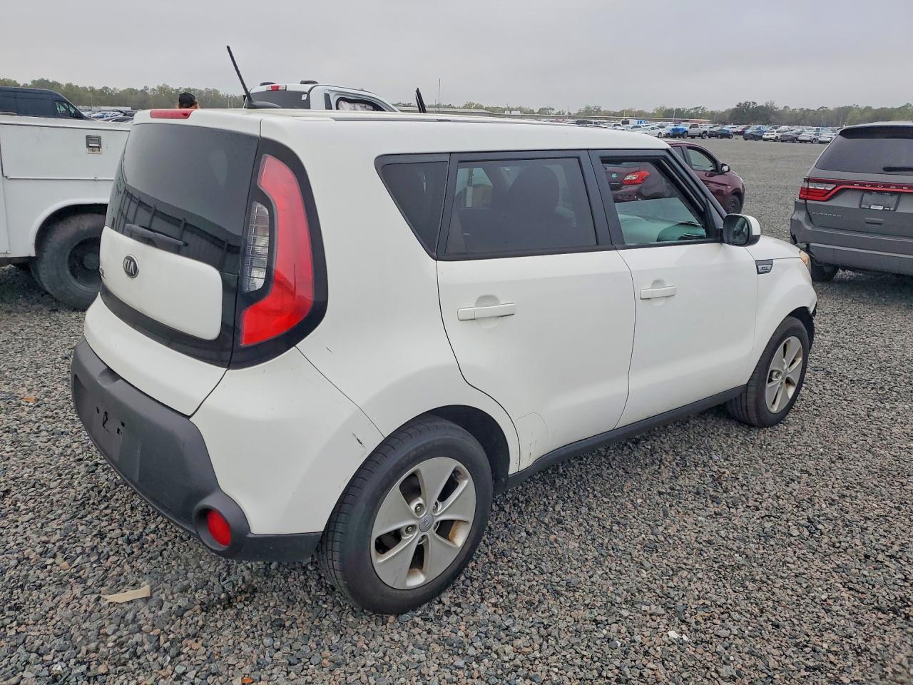 2015 Kia Soul Base - zdjęcie 3