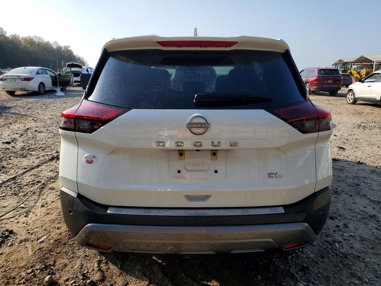 2022 Nissan Rogue Sl - zdjęcie 6