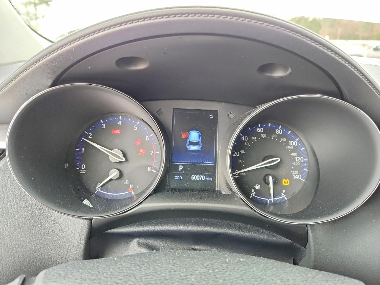 2020 Toyota C-Hr Le - zdjęcie 9