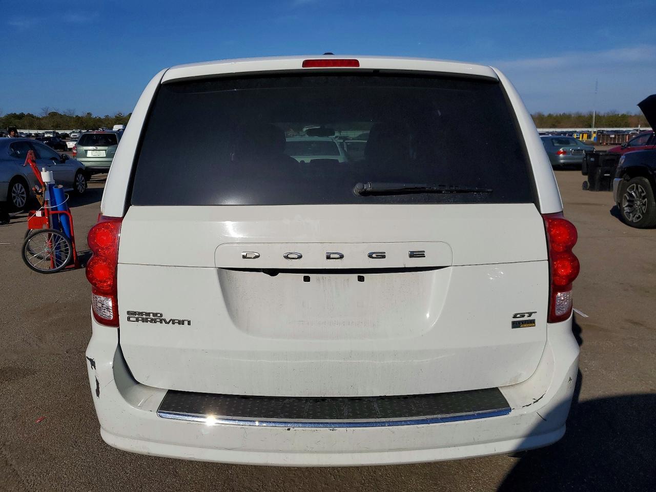 2017 Dodge Grand Caravan Gt - zdjęcie 6