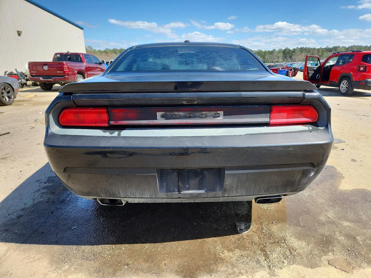 2013 Dodge Challenger R - zdjęcie 6