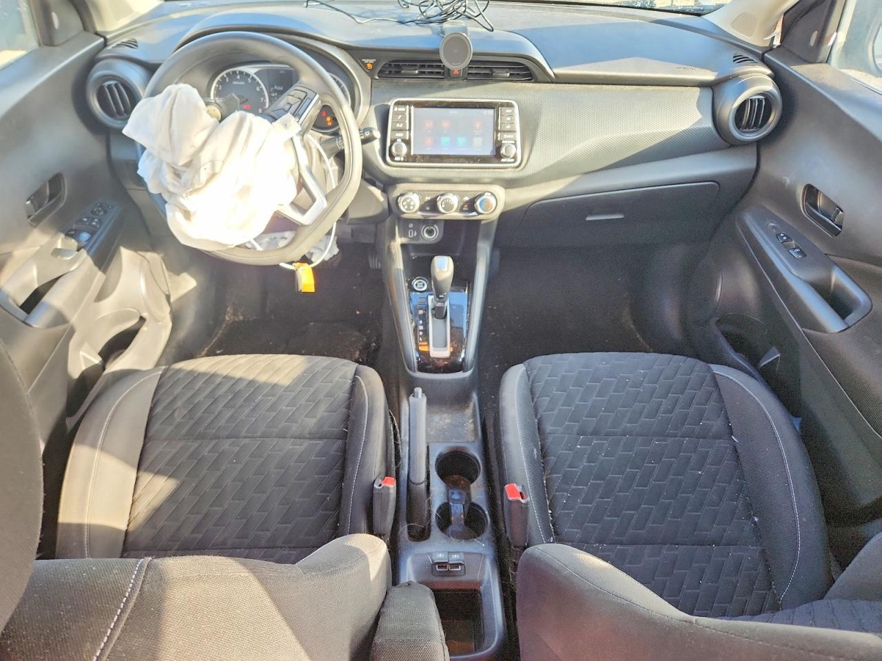 2021 Nissan Kicks S - zdjęcie 8