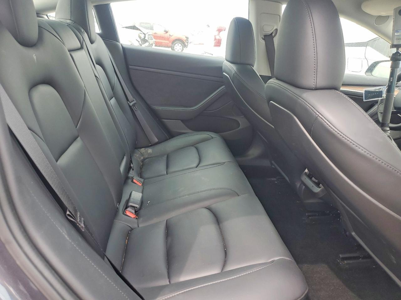 2023 Tesla Model 3 - zdjęcie 10