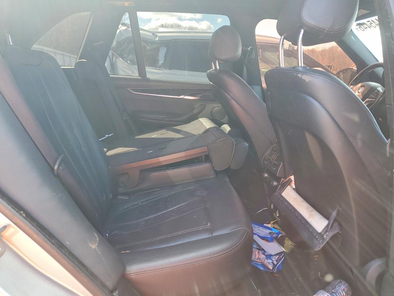 2017 BMW X5 3.0I - zdjęcie 11