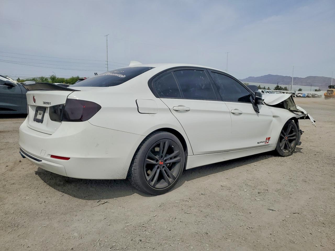 2013 BMW 328 I Sulev - zdjęcie 3
