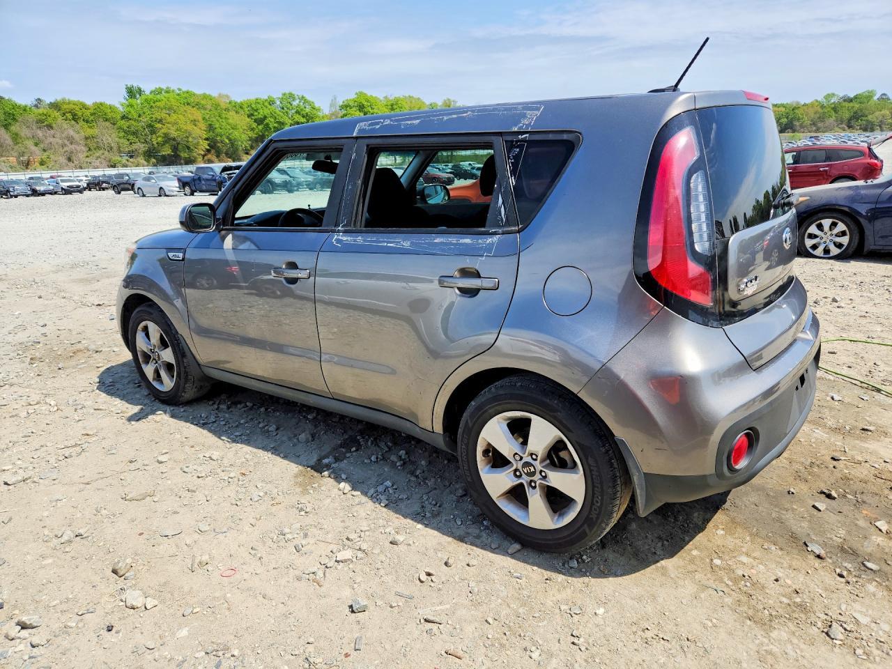 2018 Kia Soul Base - zdjęcie 2