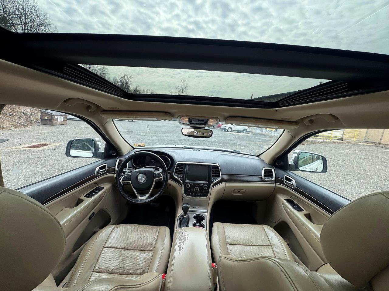 2017 Jeep Grand Cherokee Limited - zdjęcie 9