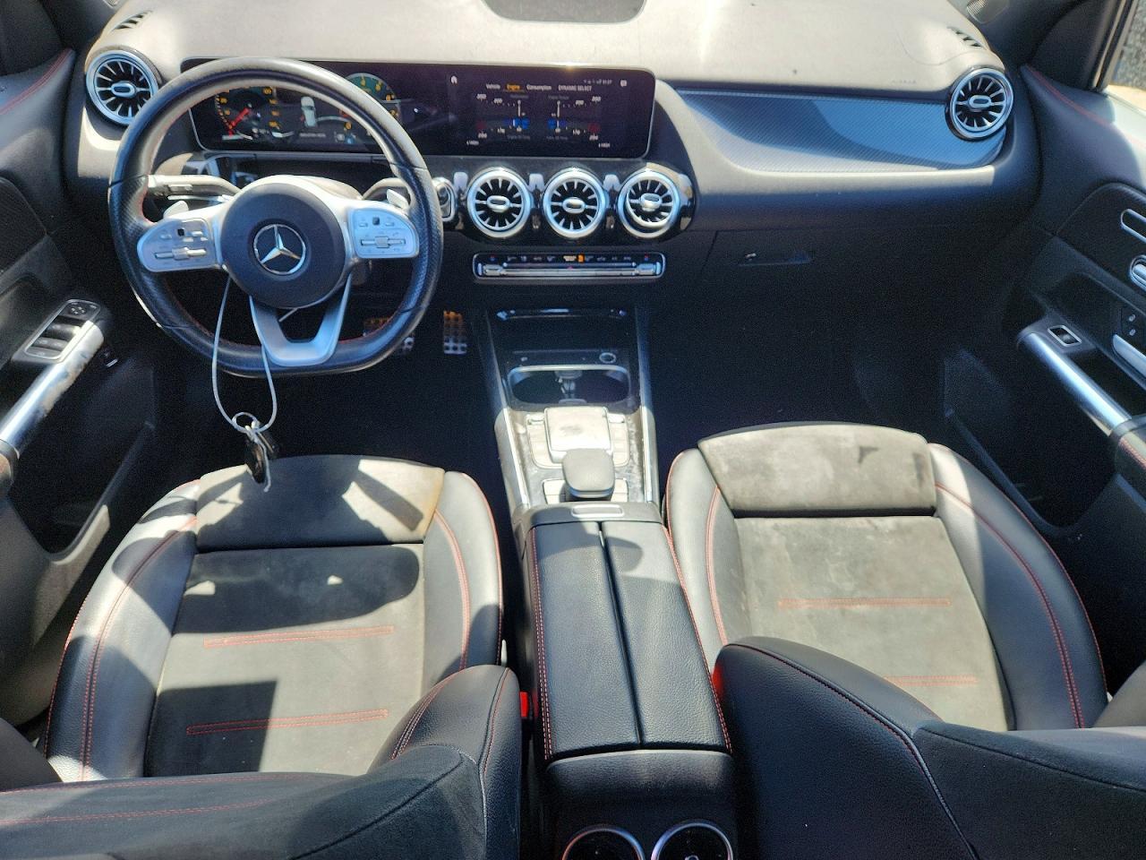 2021 Mercedes-Benz Gla 35 Amg - zdjęcie 8