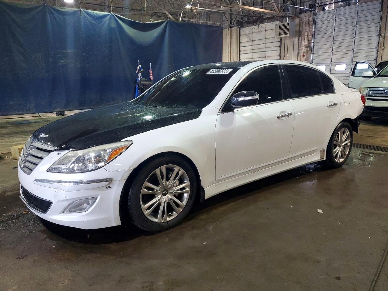 2014 Hyundai Genesis 3.8L - zdjęcie główne