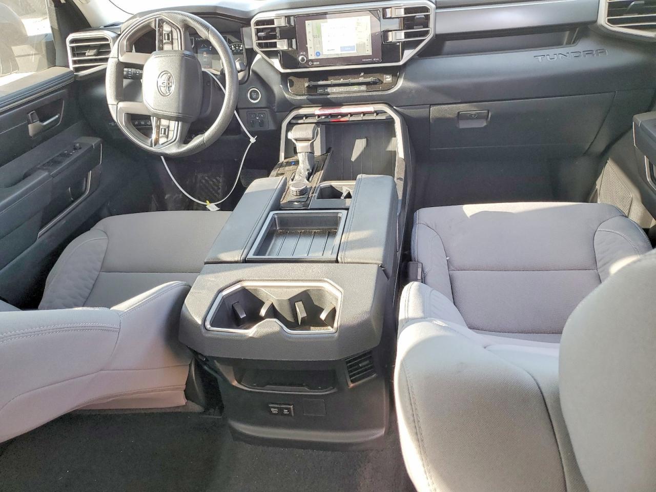 2024 Toyota Tundra Sr5 - zdjęcie 8