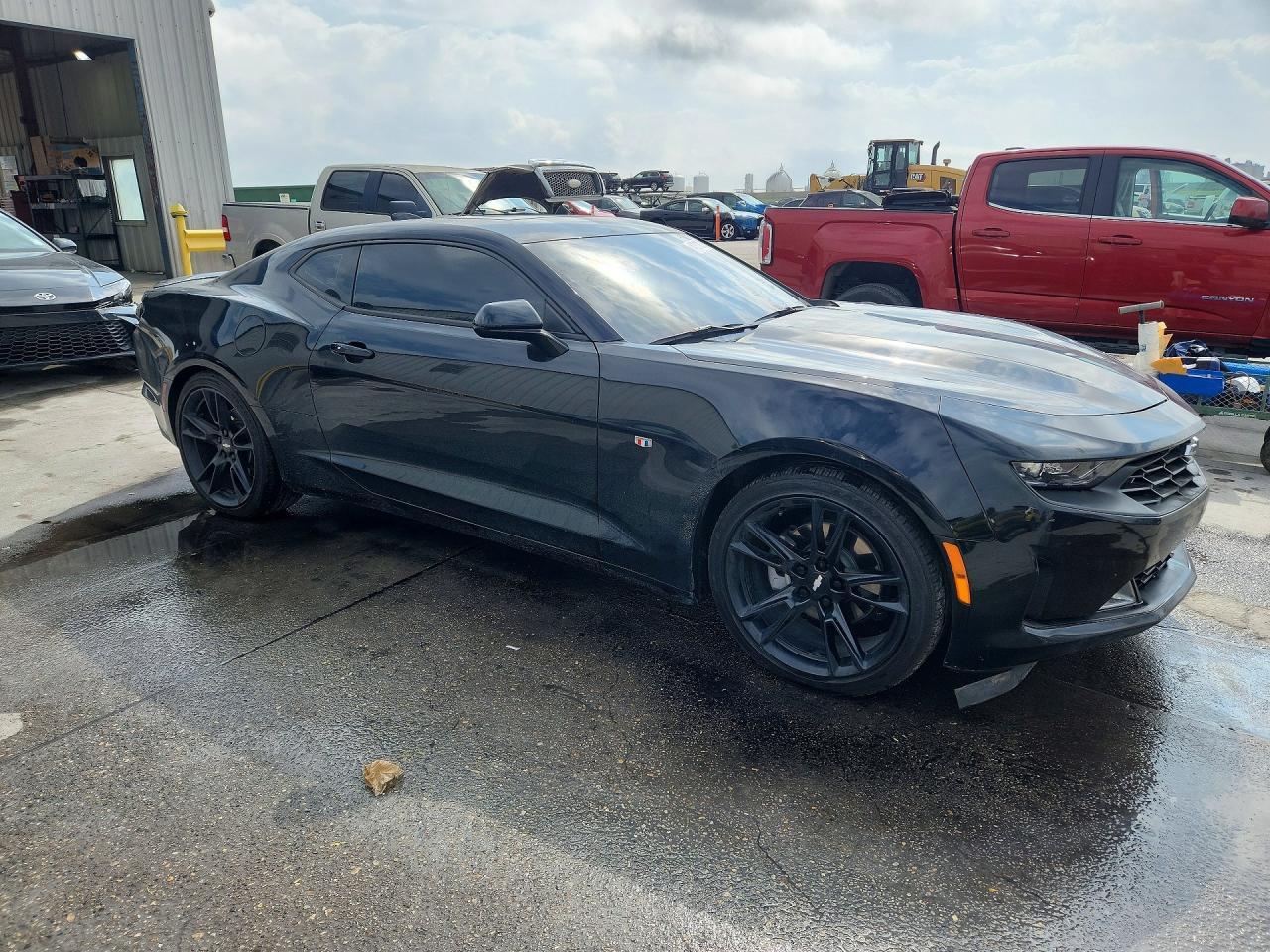 2021 Chevrolet Camaro Ls - zdjęcie 4