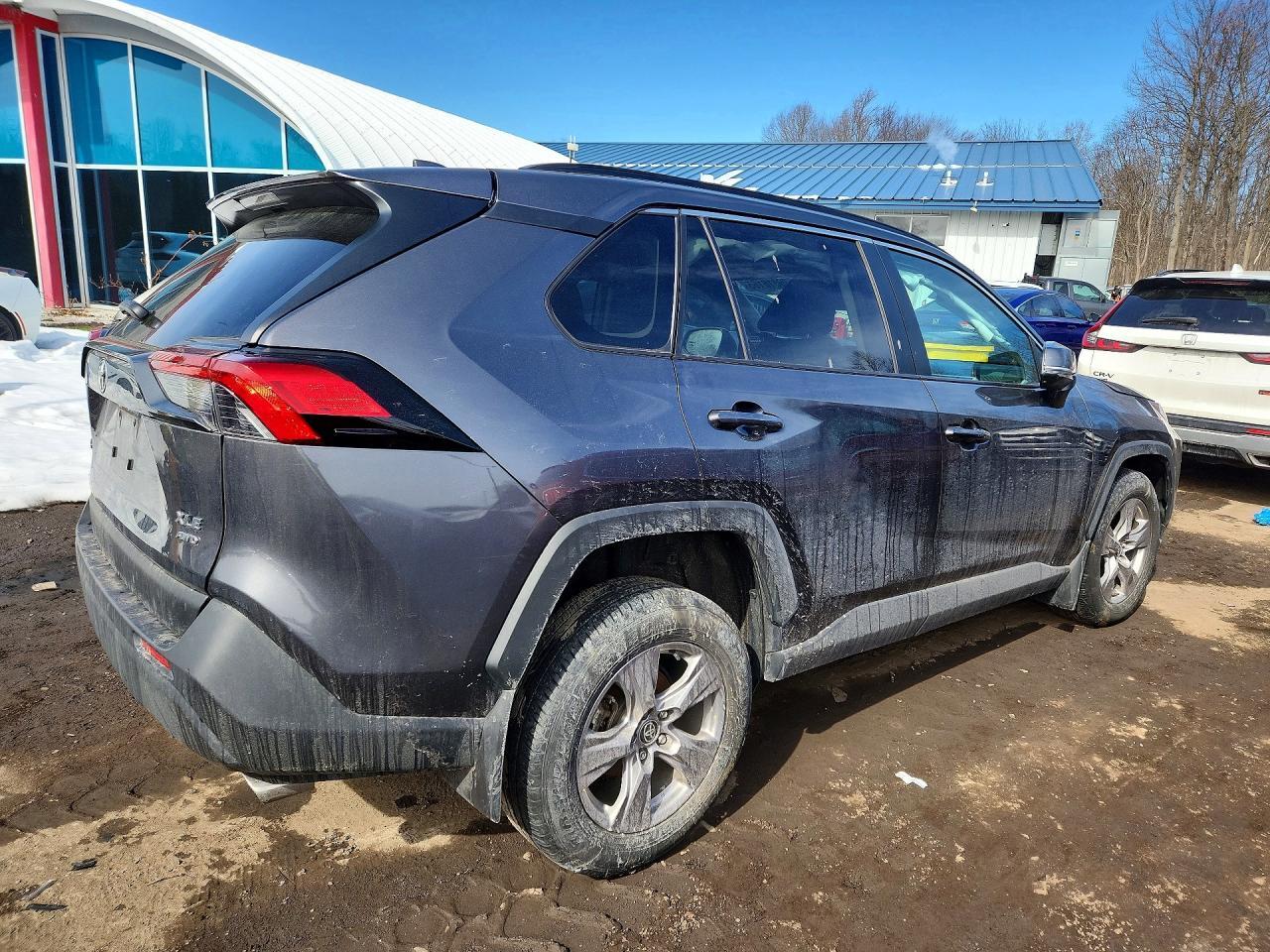2024 Toyota Rav4 Xle - zdjęcie 3