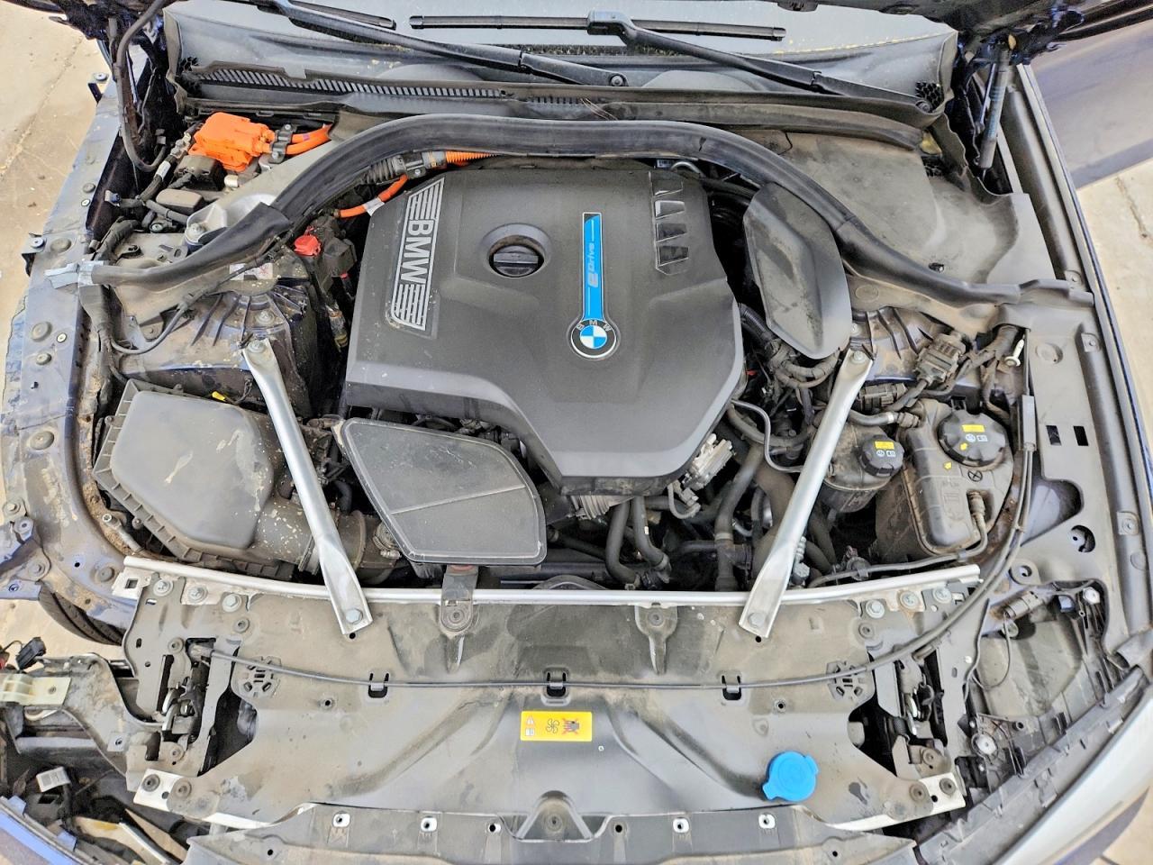 2019 BMW 530E - zdjęcie 11